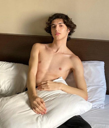 Gay Porn For Thomas Tolead Gruffie Bear RIP 616d184ee5e05.jpg