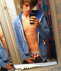 Bluelines Twink 1305 Tube Boys Hot Happy 617432ceceb1a.jpg