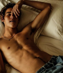 Twitter Twinks Gay Porn Mixture 617b96d1a40c7.png