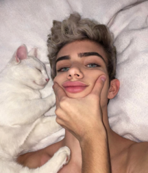 Twitter Twinks Gay Porn Mixture 617b970fa5d49.png