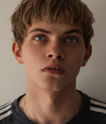 Hot Boys 67 Twink Tube Cute 6195c1f0376bf.jpg