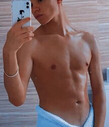 Bluelines  Mario R Twink Tube  61a276c299449.jpg