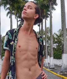 Twinks On Line 68 61a9a1b57eb8d.jpg