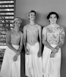 Twinks On Line 68 61a9a1bfe951f.jpg