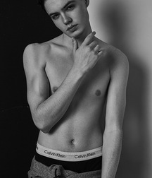 Bluelines 1316 Cute Porn boys top picks 61e5644f0f3ce.jpg