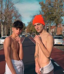 Bluelines Miguel C Latin Hot Boy Twink Tube 621b4b5c739b6.jpg