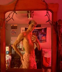 Honey Pot 104 Finger Licking Good Cam Boys Porn 62494224eb326.jpg