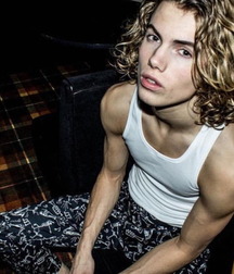 Bluelines 1323 Boy Pops Gaytube Porn 625909de6e720.jpg