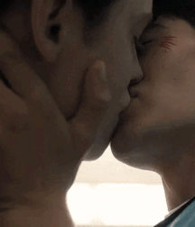 BL Heartstopper Joe Cute Brit Actor Twink Tube 62638ed55fc59.gif