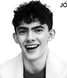 BL Heartstopper Joe Cute Brit Actor Twink Tube 62638f2ba0e39.jpg
