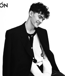 BL Heartstopper Joe Cute Brit Actor Twink Tube 62638f469ccf0.jpg