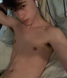 Twinks On Line 77 Boy Selfies Gay Porn 6264f95b6bccf.jpg