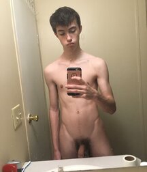 Twinks On Line 77 Boy Selfies Gay Porn 6264f978702ad.jpg