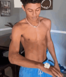 Midweek Boys Cute & Hot Twink Tube 626a596f3e09e.gif