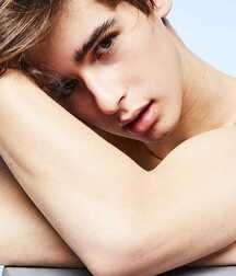 BL Gian Handsome Male Model Twink Tube Star 62df84575c151.jpg