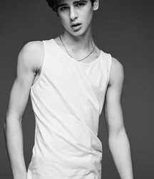 BL Gian Handsome Male Model Twink Tube Star 62df846e98dc2.jpg