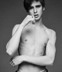 BL Gian Handsome Male Model Twink Tube Star 62df8475d1d15.jpg