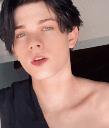 Bluelines Antonio Cute Pics & Gifs Twink Tube 62e0d07fbe90c.gif