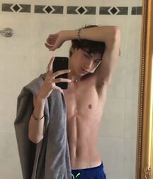 BL Boy C Handsome Daniel Cute BI Boy Twink Tube 62f4896fcc50f.jpg