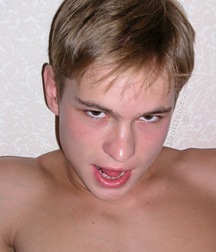 Daniil 5dc3ec0342309.jpg