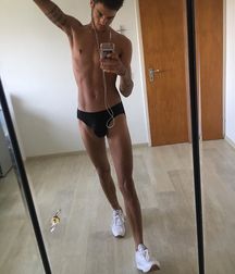 Mattia Sindicic 5bda9f414ea0c.jpeg