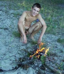 Guys Naked Wanking Totally Naked 5c0f337b14d7c.jpg