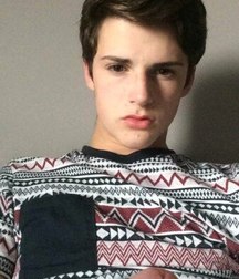 Guys Naked Wanking Totally Naked 5c0f3389e5995.jpg