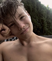 Teens 5d503349b8f06.jpg
