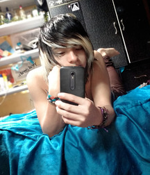Teens 5d7514c9dcd1b.jpg