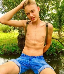 Boys 5d7ba9d4dd5db.jpg