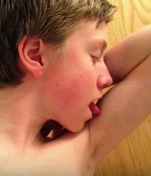 Teens 5d82a6a310d12.jpg