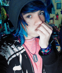 Emo teen Dennis 5e2b097417435.jpg