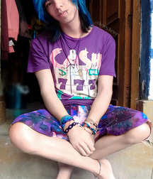 Emo teen Dennis 5e2b0992820a7.jpg