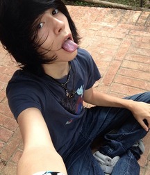 Teens 5e35571f42869.jpg