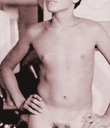 gay 11 5ce8d36607494.jpg