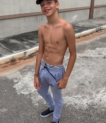 gay 13 5ceb6ccd1a9fd.jpg