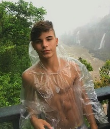 gay 15 5cee47dc8ee95.jpg