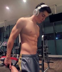 gay 17 5cefa2397c11d.jpg