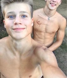 gay 18 5cf0b770e02ab.jpg