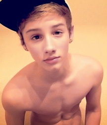 gay 18 5cf0b879d0cec.jpg