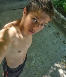 gay 18 5cf0b8960d5fb.jpg