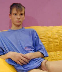 gay 25 5cf77fab5aefe.jpg