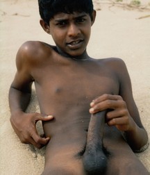 gay 30 5d03787b75204.jpg
