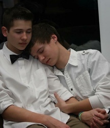 gay 37 5d08bd9ae5d8c.jpg