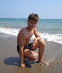 GAY 38 5d0a520ba90b2.jpg