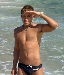gay 46 5d148018bae5b.jpg