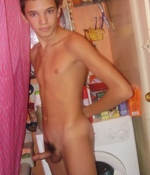 gay 43 5d1850de36f67.jpg