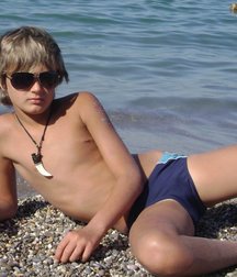 gay 60 5d24694a2d19a.jpg