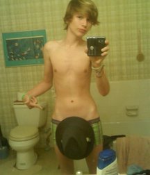 gay 66 5d2f30835b890.jpg