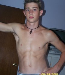 gay 74 5d3eb811cad0d.jpg